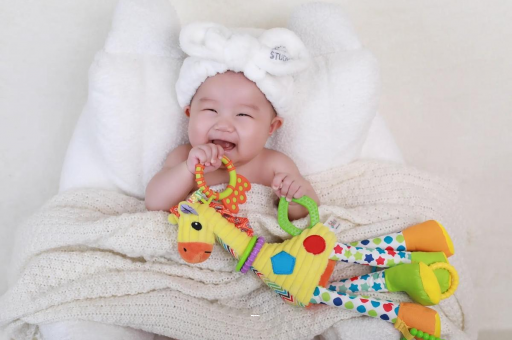 香港宝宝发烧精神不好 香港宝宝发烧精神不好